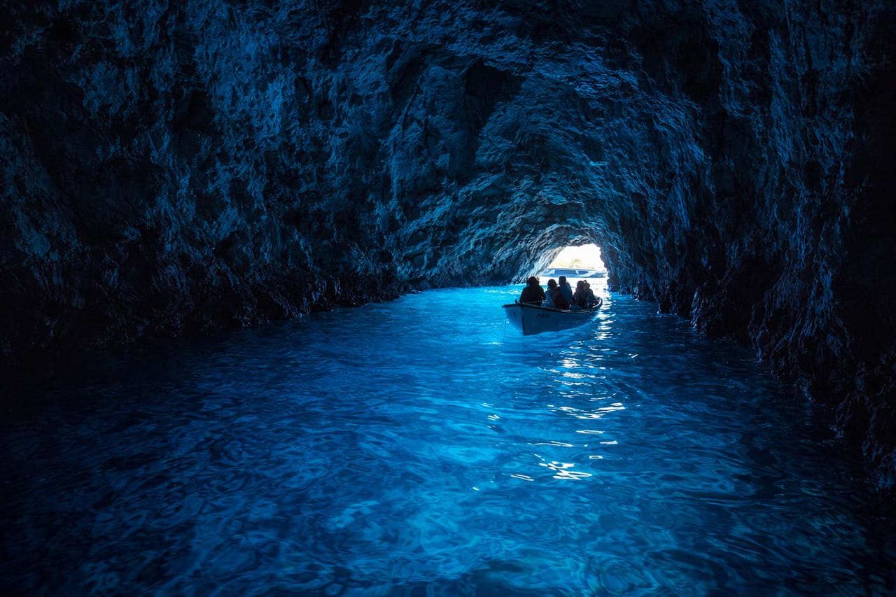 Die Blaue Grotte auf der Insel Biševo